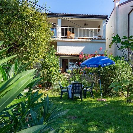 Apartment Seneca ヤドラニヴォ エクステリア 写真