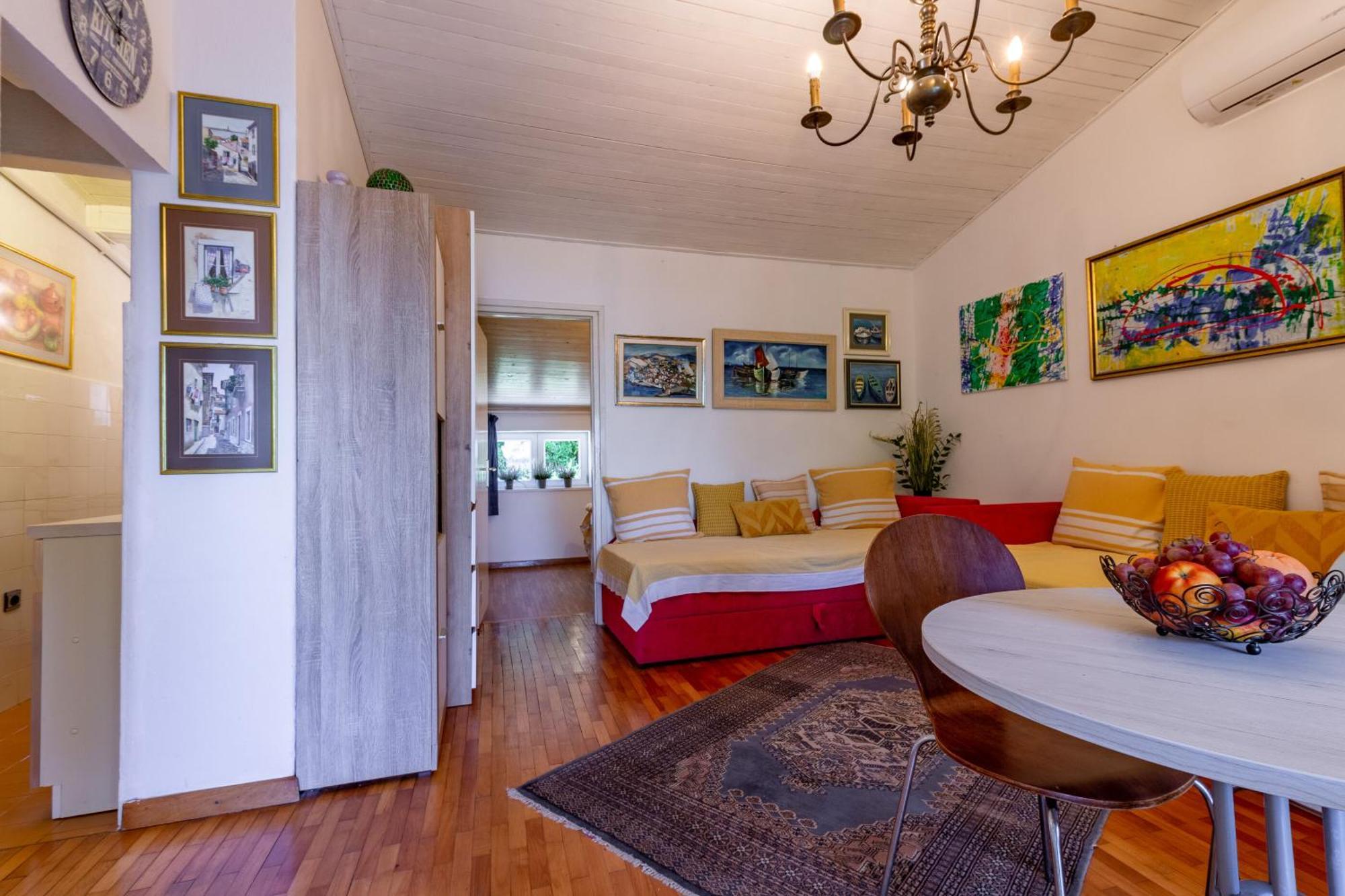 Apartment Seneca ヤドラニヴォ エクステリア 写真