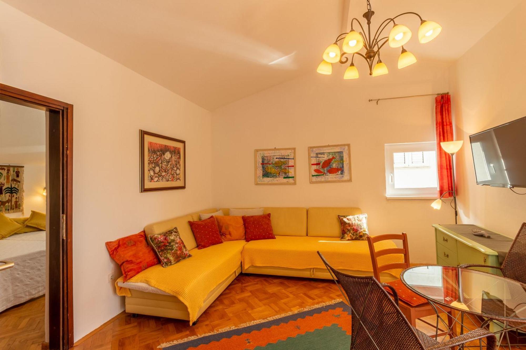Apartment Seneca ヤドラニヴォ エクステリア 写真